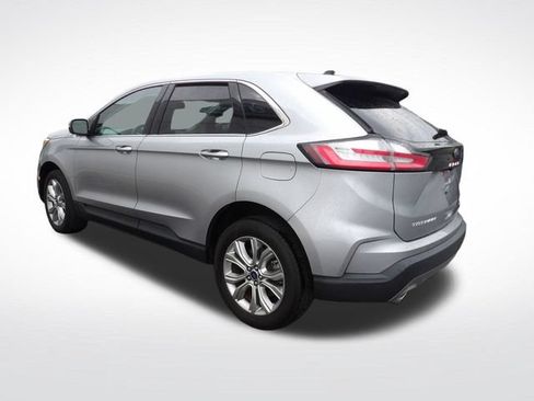 Used 2022 Ford Edge Titanium w/ Equipment Group 301A AWD/4WD image 10