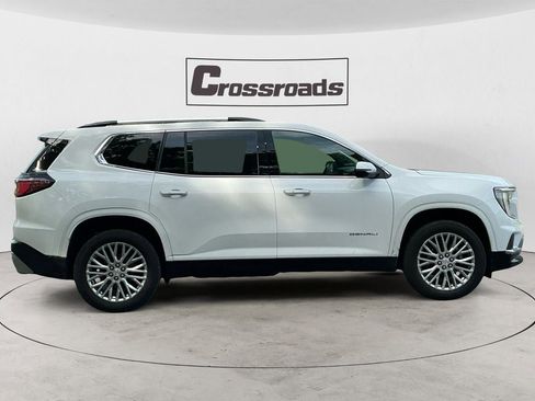 Used 2025 GMC Acadia Denali FWD image 6
