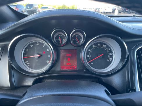 Used 2018 Buick Cascada Premium image 19