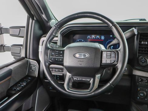 Used 2024 Ford F250 Platinum image 13