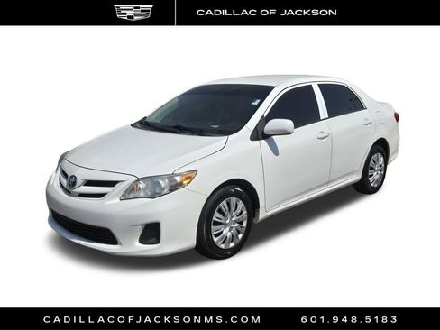 Used 2013 Toyota Corolla L image 2