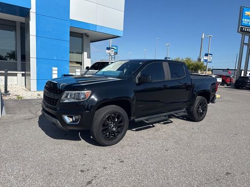 Used 2020 Chevrolet Colorado LT w/ Colorado RST Special Edition RWD image 2