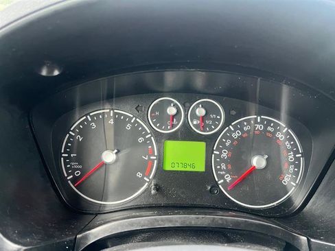 Used 2013 Ford Transit Connect XLT image 19