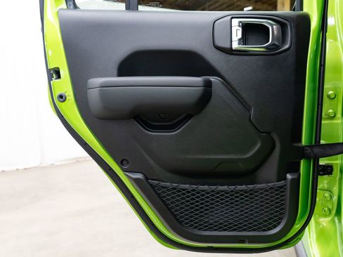 New 2026 Jeep Gladiator Mojave image 24