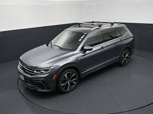 Used 2022 Volkswagen Tiguan SEL R-Line AWD/4WD image 14