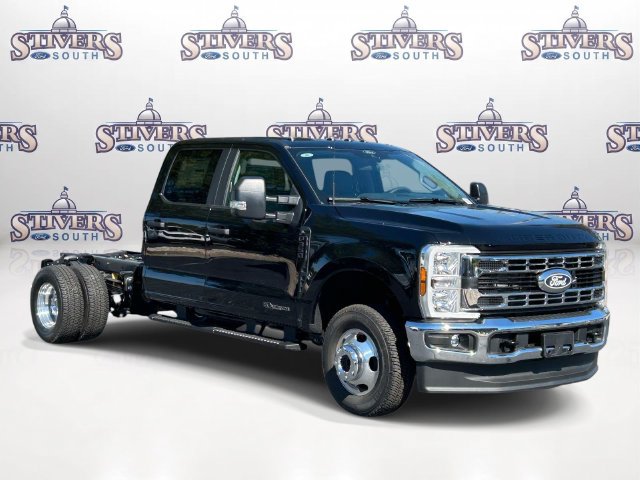 New 2027 Ford F350 XL w/ XL Chrome Package AWD/4WD image 1