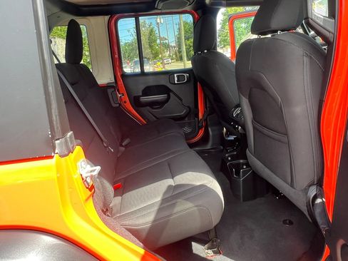 Used 2020 Jeep Wrangler Unlimited Sport S AWD/4WD image 29