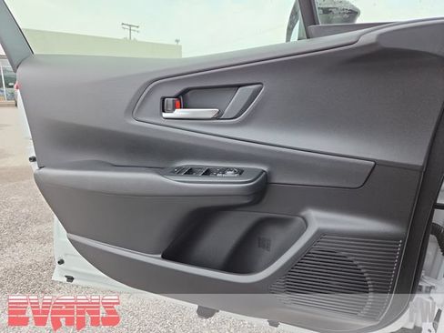 New 2026 Toyota Prius AWD image 18