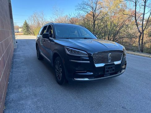 Used 2023 Lincoln Aviator AWD image 9