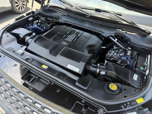 Used 2017 Land Rover Range Rover Supercharged AWD/4WD image 12