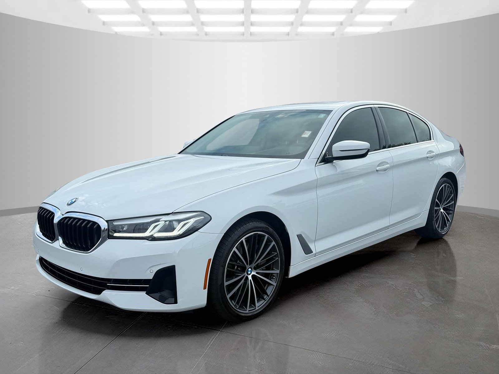Used 2023 BMW 540i w/ Executive Package RWD image 6