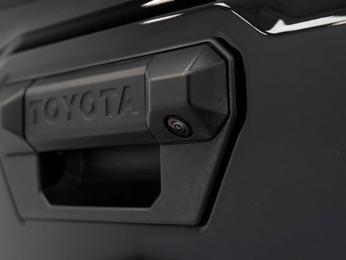 Used 2024 Toyota Tacoma 4x4 Double Cab image 15