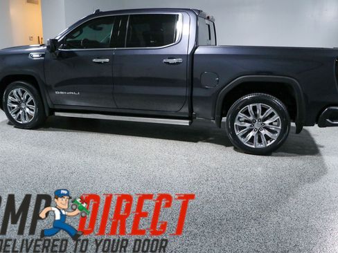 Used 2023 GMC Sierra 1500 Denali w/ Denali Reserve Package AWD/4WD image 10
