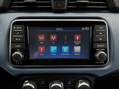 Used 2025 Nissan Versa SV FWD image 26