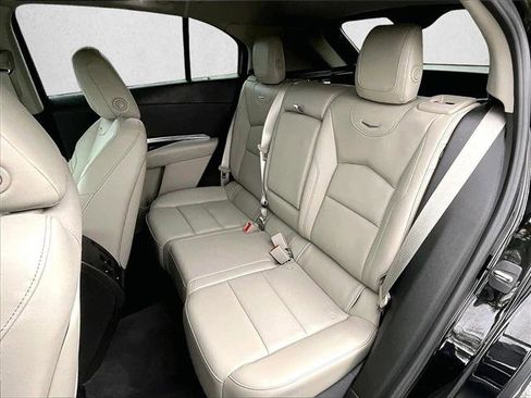 Used 2023 Cadillac XT4 Luxury image 28