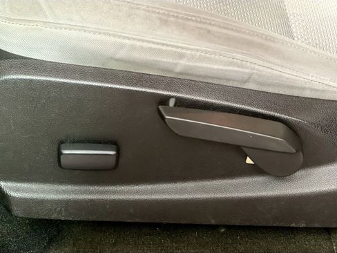 Used 2016 Chevrolet Colorado W/T w/ WT Convenience Package image 15