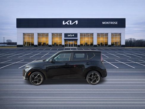 Used 2023 Kia Soul EX FWD image 5