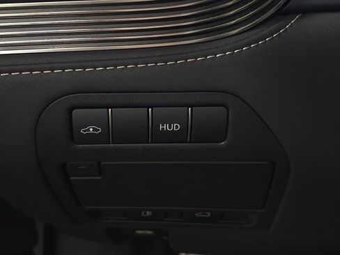 Used 2024 Lexus LS 500 AWD w/ Luxury Package image 21