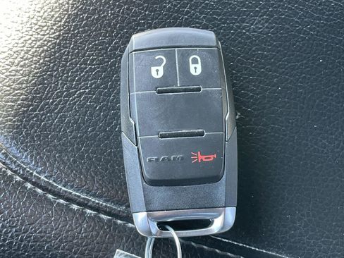 Used 2024 RAM 3500 Big Horn image 26