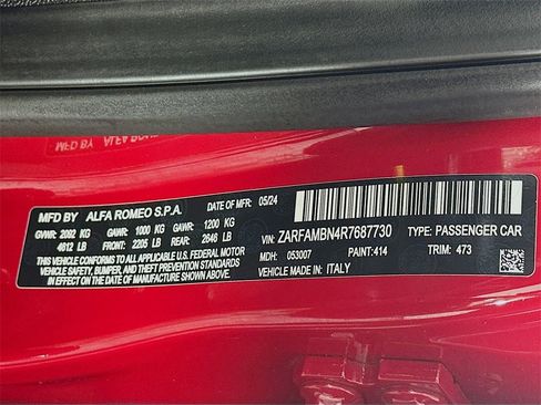 Used 2024 Alfa Romeo Giulia Veloce image 36