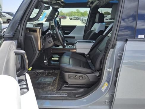 Used 2024 GMC Hummer EV 3X w/ LPO, Sport Package AWD/4WD image 6