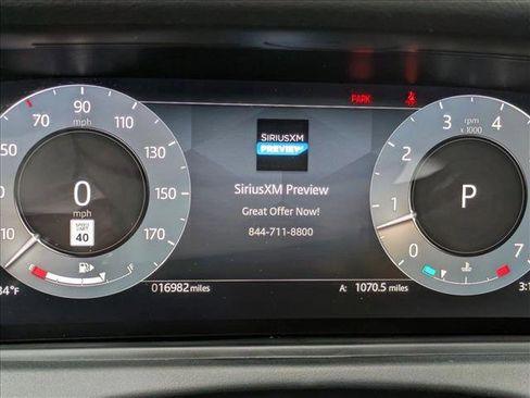 Used 2025 Land Rover Range Rover Velar Dynamic SE image 11