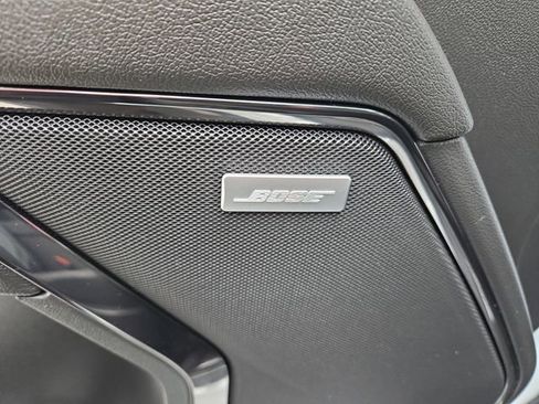 Used 2024 GMC Sierra 1500 AT4 w/ AT4 Preferred Package AWD/4WD image 9