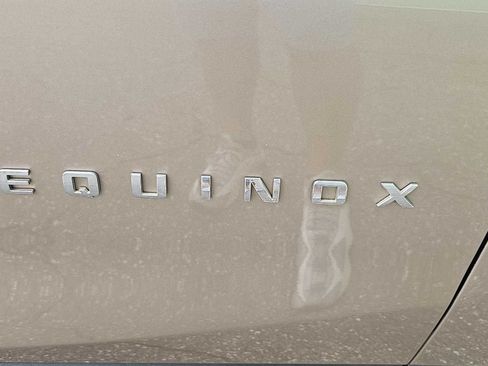 Used 2018 Chevrolet Equinox LS FWD image 27