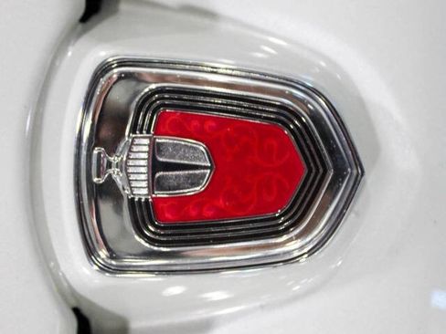 Used 2003 Chevrolet Monte Carlo SS w/ Preferred Equipment Group image 22