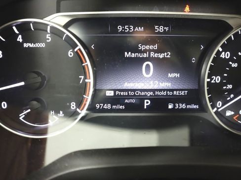 Used 2023 Nissan Rogue SV w/ SV Premium B Package image 11