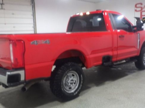 Used 2024 Ford F250 XL w/ XL Off-Road Package AWD/4WD image 4
