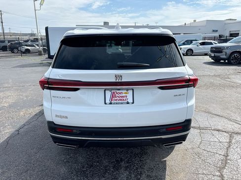 Used 2026 Buick Enclave Preferred FWD image 39