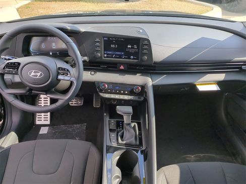 New 2026 Hyundai Elantra SEL Sport image 16