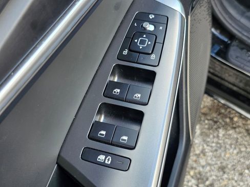 Used 2023 Kia EV6 Wind w/ Wind Technology Package image 18