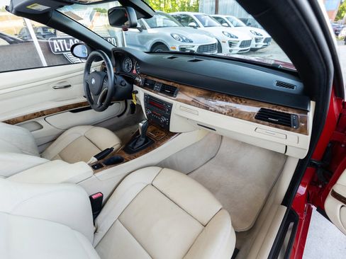 Used 2008 BMW 328i Convertible RWD image 25