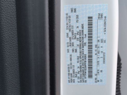 Used 2023 Ford F150 Lariat w/ Equipment Group 502A High image 32