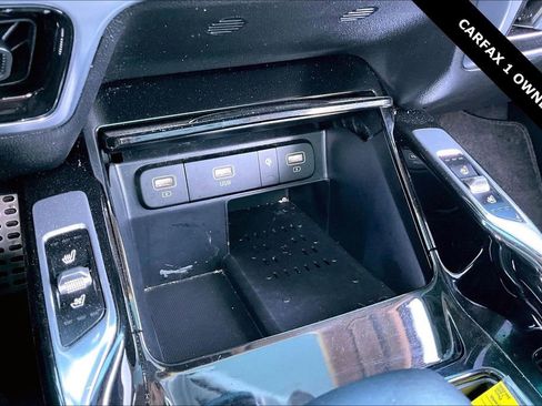 Used 2022 Kia Sorento SX Prestige image 15