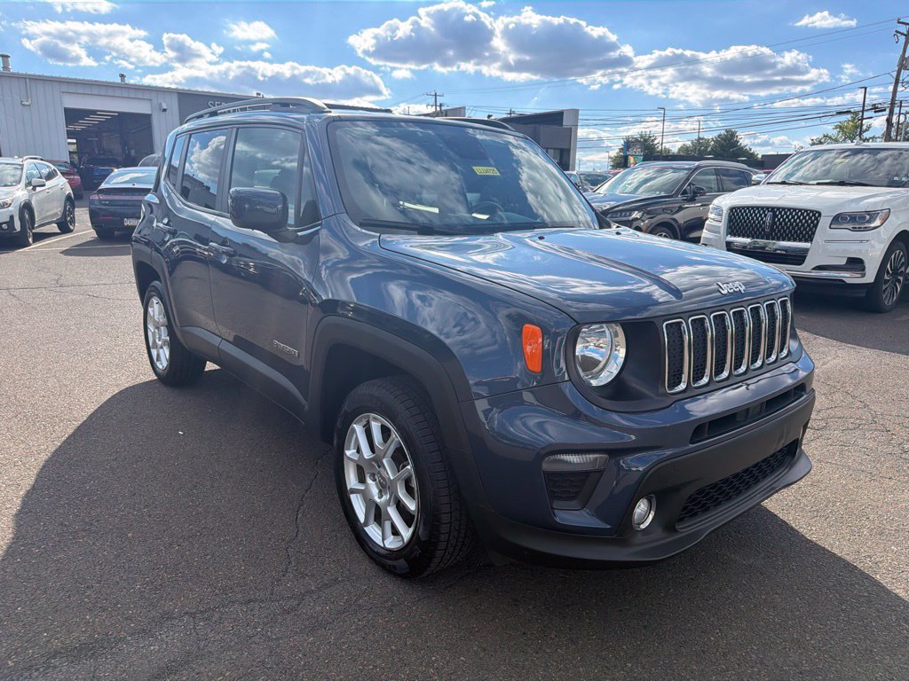 Used 2020 Jeep Renegade Latitude w/ Cold Weather Group AWD/4WD image 8