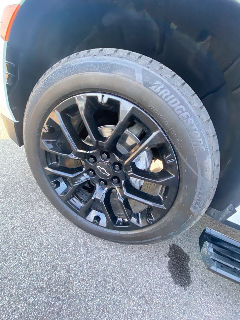 Used 2023 Chevrolet Tahoe High Country w/ Premium Package AWD/4WD image 36