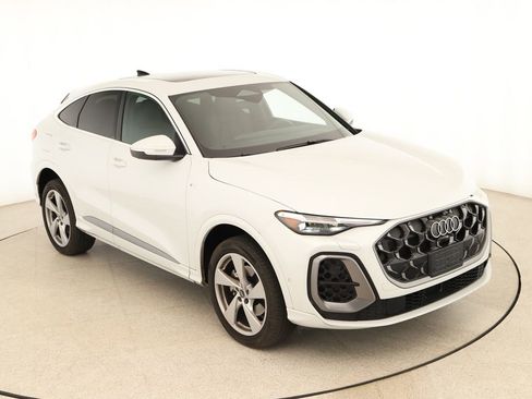 Certified 2025 Audi Q5 Premium Plus w/ Premium Plus image 35
