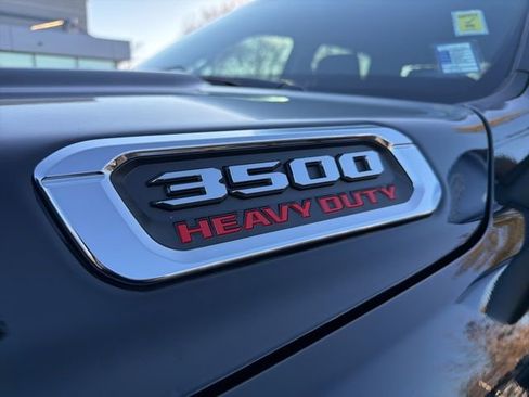 Used 2024 RAM 3500 Laramie image 11