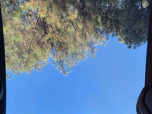 Used 2022 Audi e-tron GT Premium Plus image 24