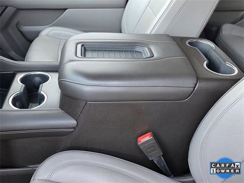 Used 2021 GMC Yukon XL SLT w/ SLT Luxury Plus Package image 8