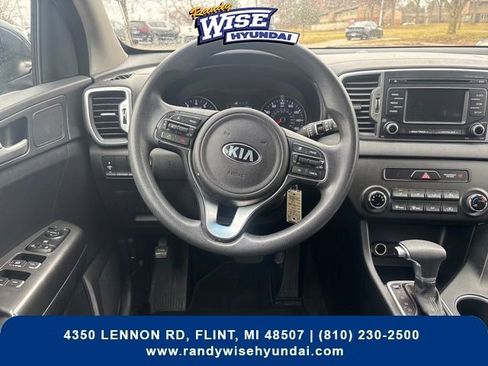 Used 2017 Kia Sportage LX image 13