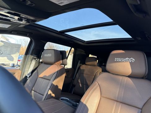 New 2026 Chevrolet Tahoe High Country image 18