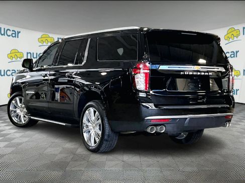 Used 2023 Chevrolet Suburban High Country image 4