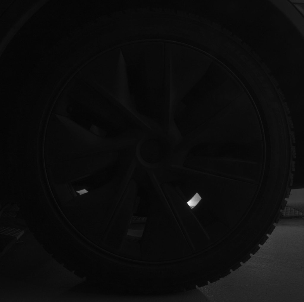 Used 2024 Tesla Model Y Long Range AWD/4WD image 13