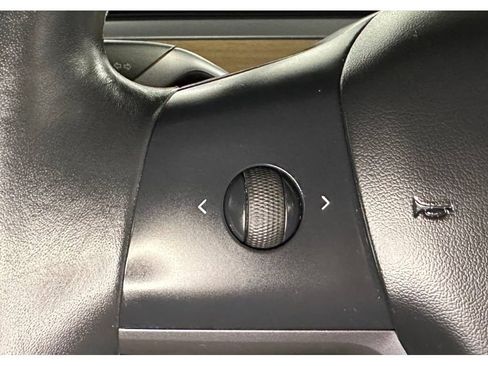 Used 2018 Tesla Model 3 Long Range image 24