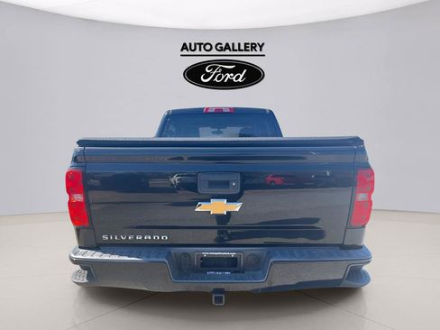 Used 2018 Chevrolet Silverado 1500 Custom w/ Custom Value Package AWD/4WD image 6
