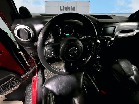 Used 2013 Jeep Wrangler Sahara w/ Dual Top Group image 15